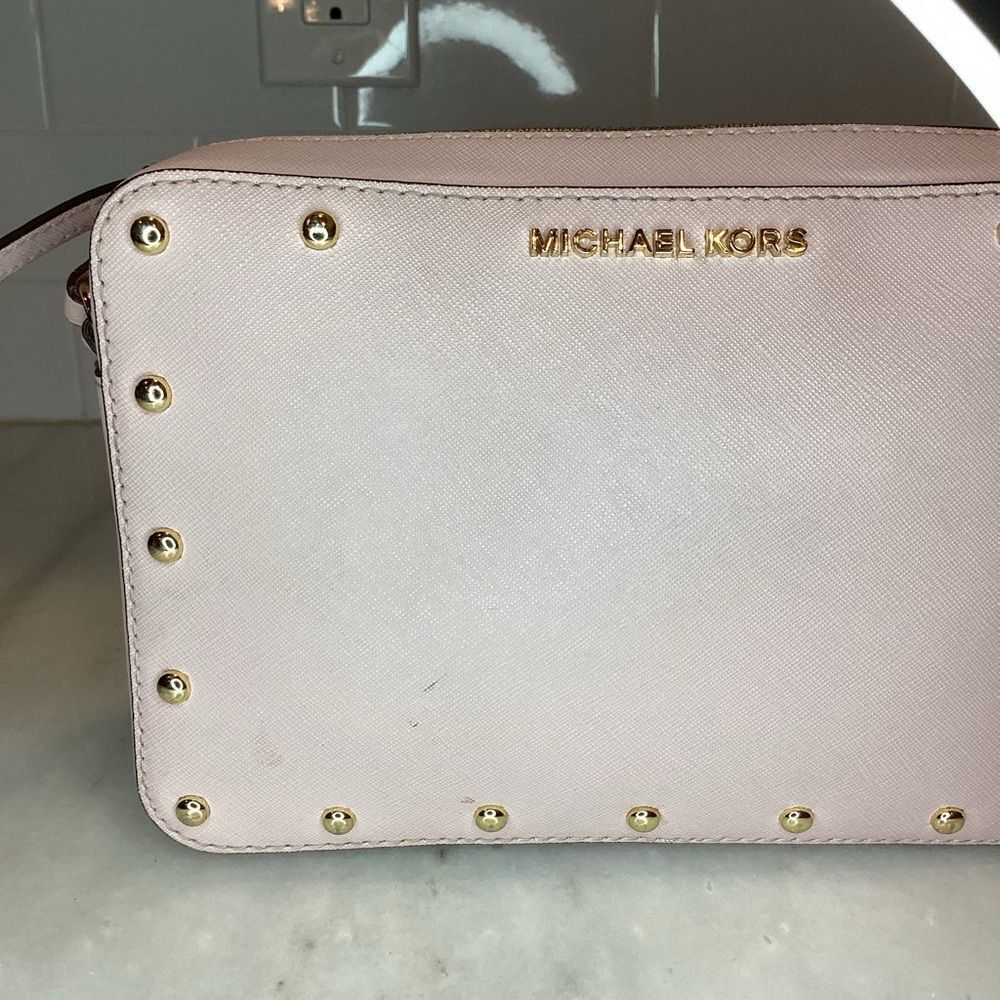 Michael Kors Bag Purse Handbag Leather Pocketbook Pink Stud Saffiano Crossbody - Picture 3 of 16